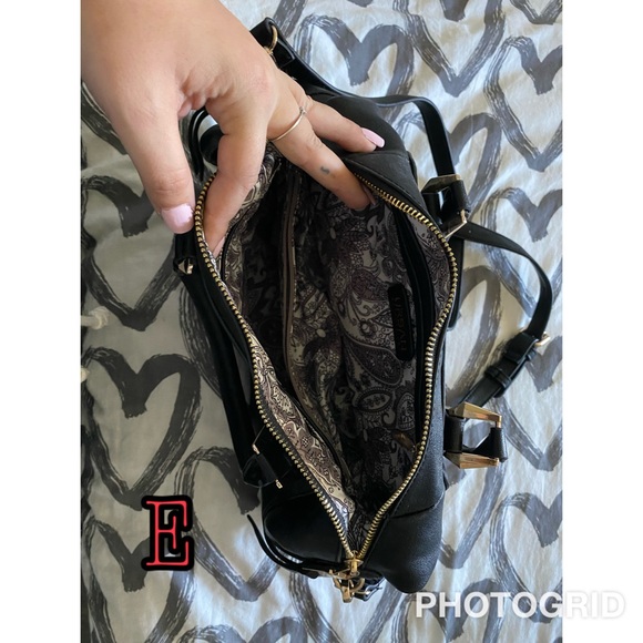 Used handbags - Picture 11 of 16